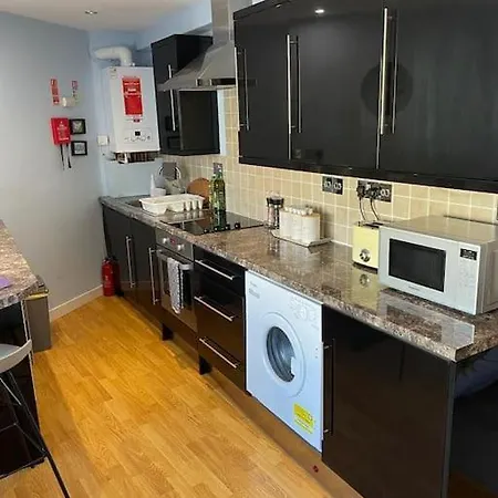 The Thisle Apartment *